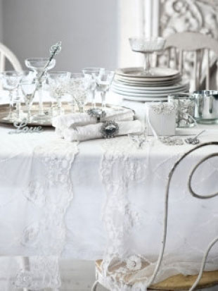 H&M Bijela dekoracija stola