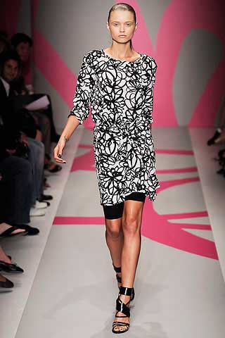 DKNY
