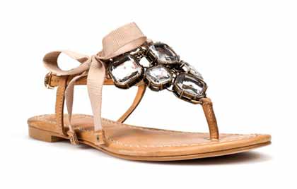 Japanke boje pudera Zara