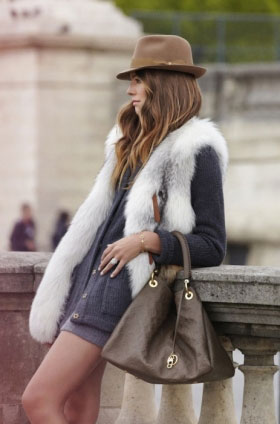 Smeđa torba Louis Vuitton